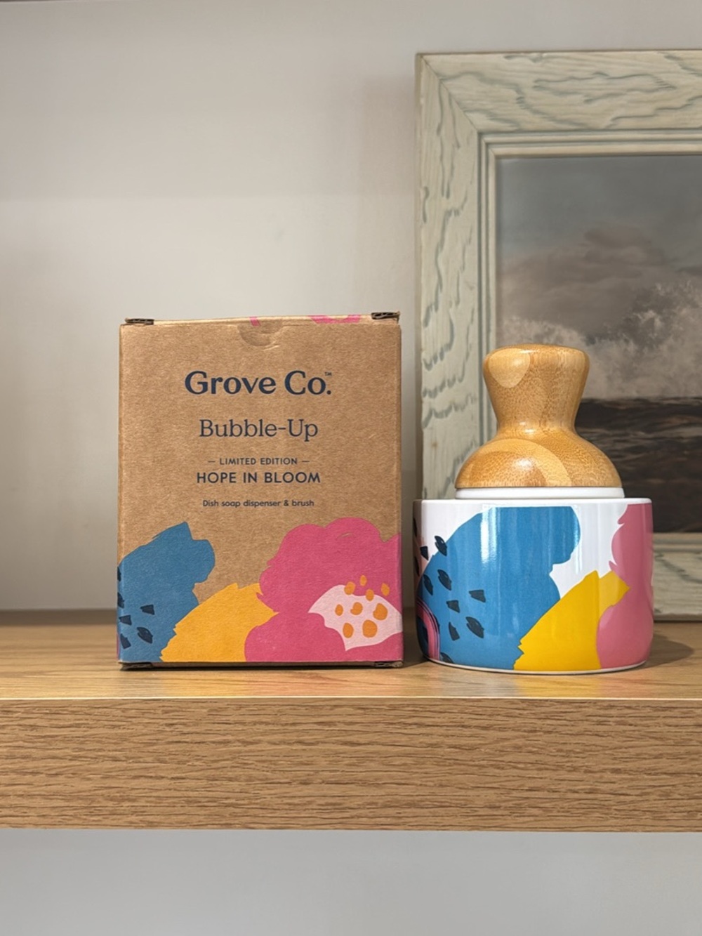 Grove Co dish brush/dish